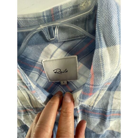 Rails Hunter Blue Lake Coral Buttoned Down Shirt Size S - Picture 7 of 10
